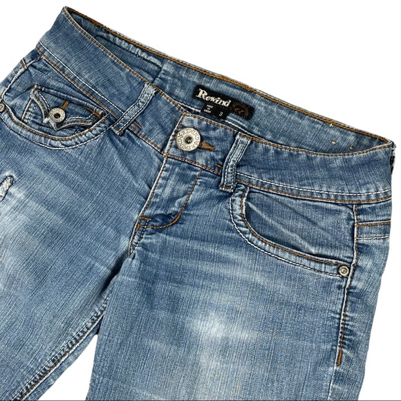 Rewind size 3 capri jeans rolled cuffs, button flap pockets, some distressing - Picture 3 of 14
